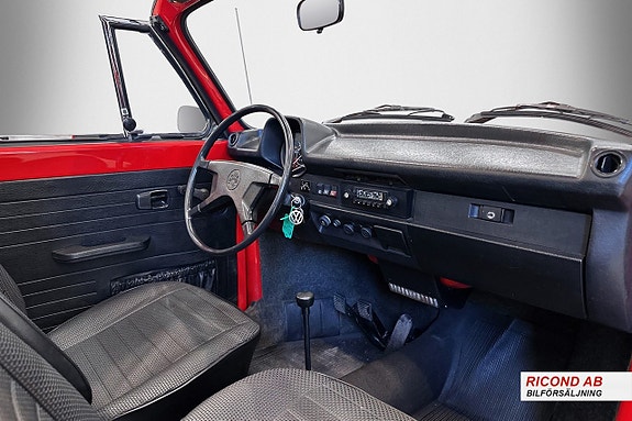Volkswagen 1303 16 of 30