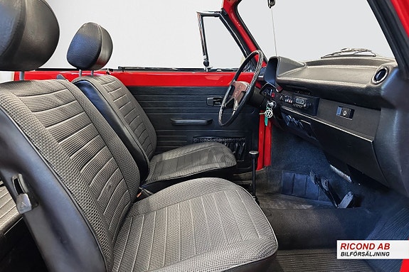Volkswagen 1303 15 of 30