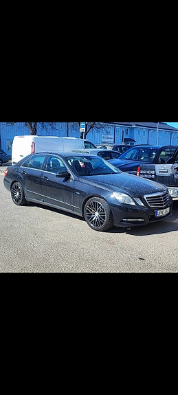 Mercedes-Benz E250 2 of 3