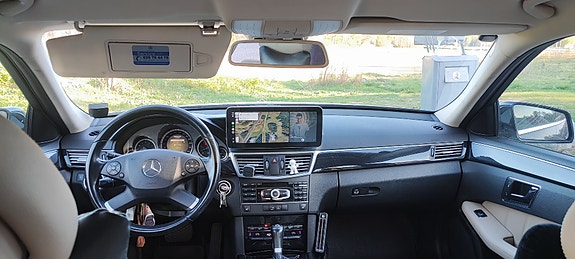 Mercedes-Benz E250 3 of 3