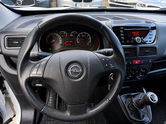 Opel Combo 13 of 19