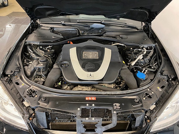 Mercedes-Benz S400 12 of 26
