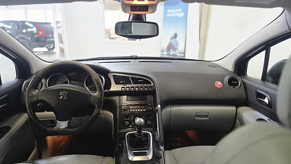 Peugeot 3008 7 of 15