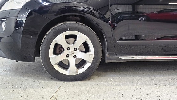 Peugeot 3008 5 of 5