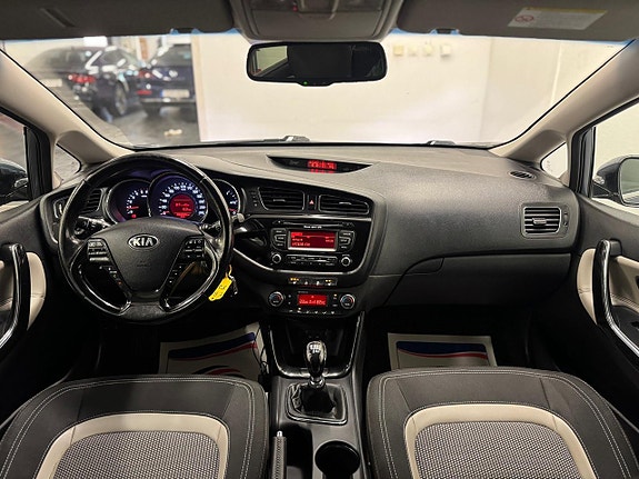 Kia Ceed 5 of 23