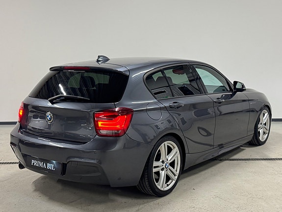 BMW 120d 4 of 5
