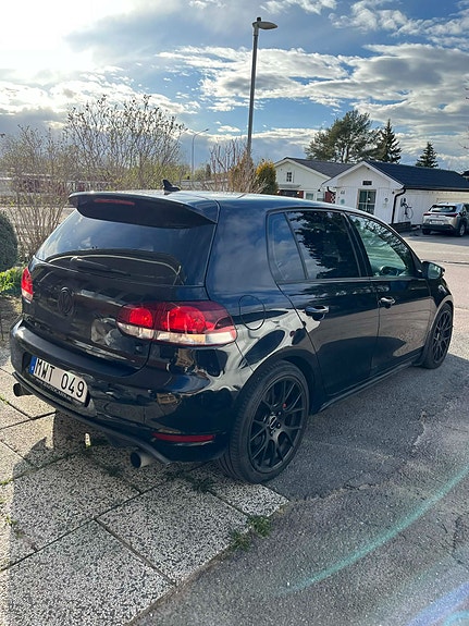 Volkswagen Golf VI 5 of 14