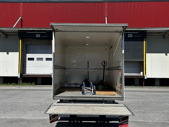 Mercedes-Benz Sprinter 316 4 of 5