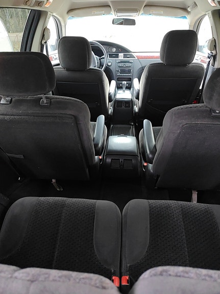 Chrysler Pacifica 9 of 10