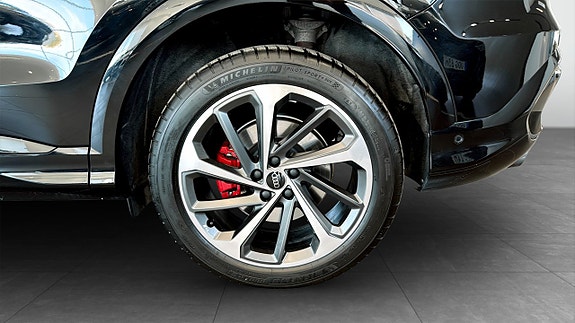 Audi Q5 6 of 19