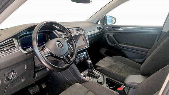 Volkswagen Tiguan Allspace 7 of 14