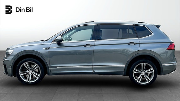 Volkswagen Tiguan Allspace 2 of 14