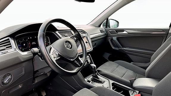 Volkswagen Tiguan Allspace 7 of 14