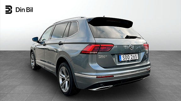 Volkswagen Tiguan Allspace 3 of 14