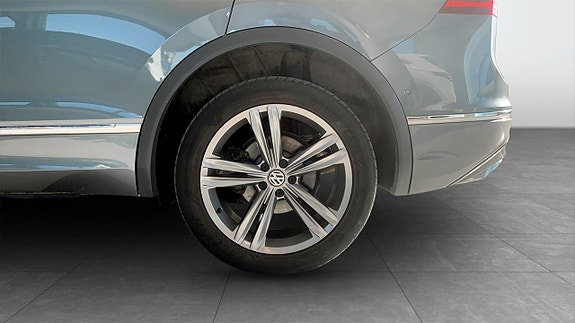 Volkswagen Tiguan Allspace 6 of 14