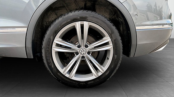 Volkswagen Tiguan Allspace 6 of 14