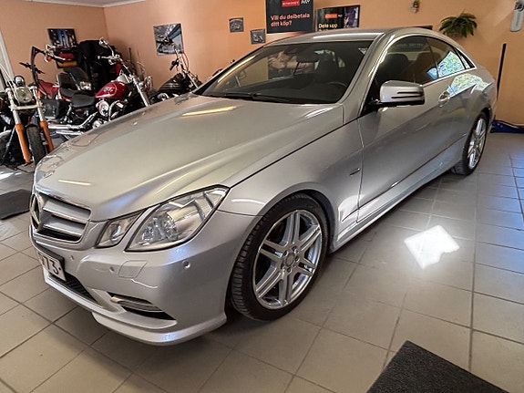 Mercedes-Benz E220