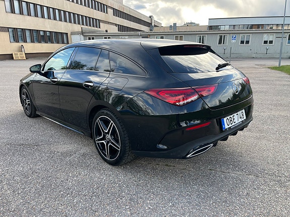 Mercedes-Benz CLA220 3 of 5