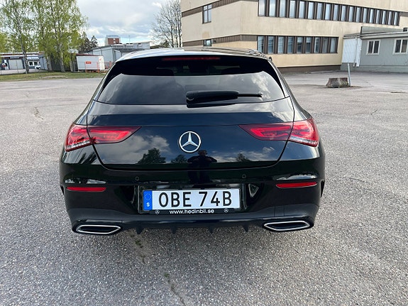 Mercedes-Benz CLA220 4 of 5