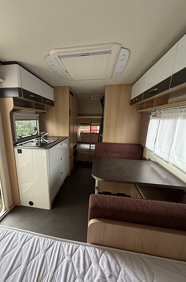 Hymer Eriba Living 525 2 of 5