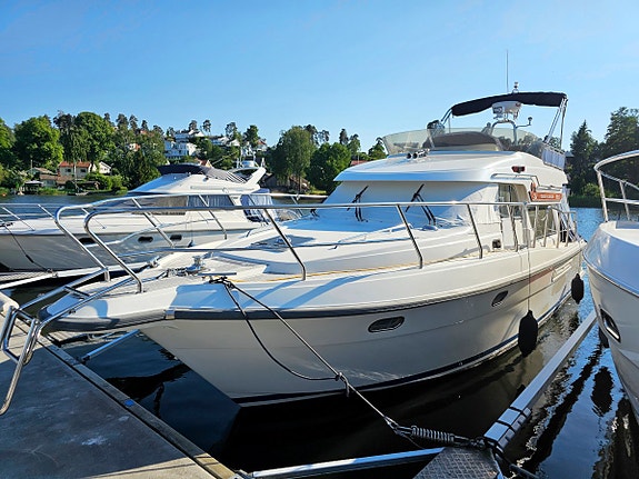 Storebro 410 Commander Volvo Penta D6-370 EVC 2007 2 of 5