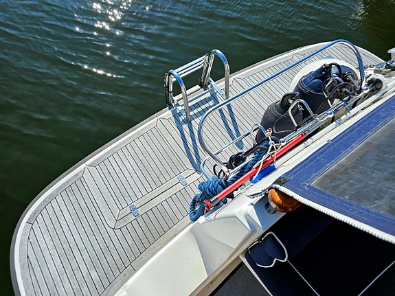 Storebro 410 Commander Volvo Penta D6-370 EVC 2007 3 of 5