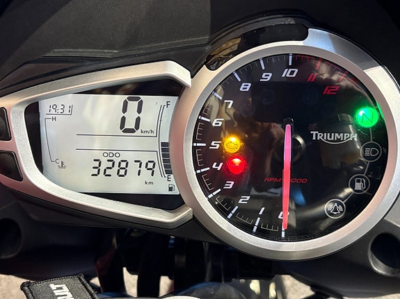 Triumph SPEED TRIPLE 1050 *LAGERFINAL 36 MÅN RÄNTEFRITT* 11 of 16