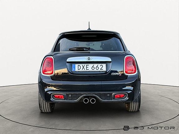 MINI Cooper S 5 of 5