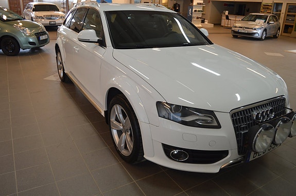 Audi A4 allroad 4 of 5