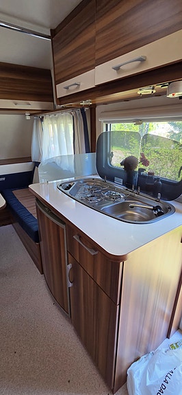 Weinsberg Caraone 400 Våningsäng+140 bädd 6 of 11