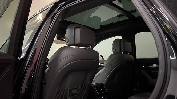 Audi SQ5 9 of 30