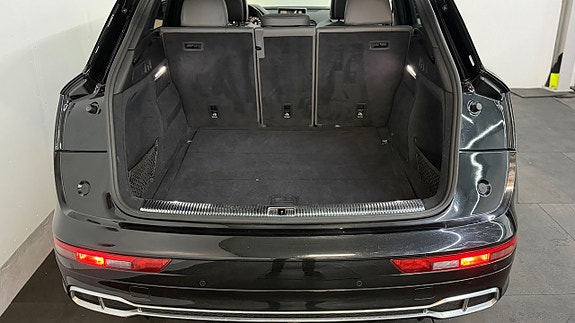 Audi SQ5 12 of 30