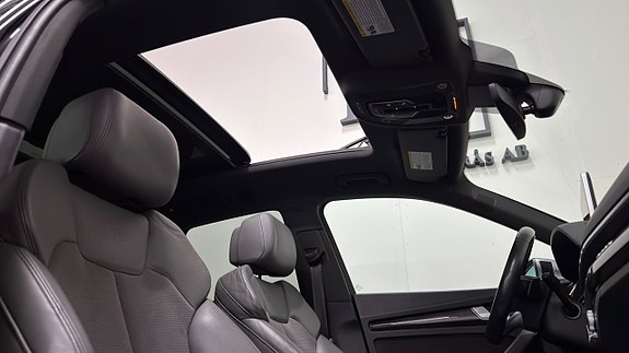 Audi SQ5 26 of 30