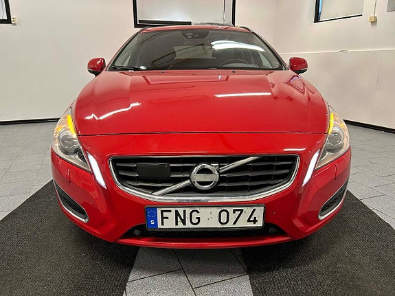 Volvo V60 5 of 22