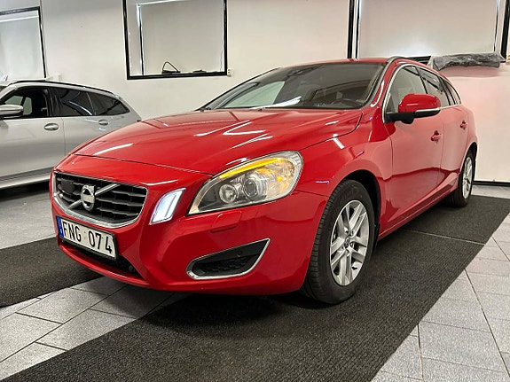 İkinci el  Volvo V60 2.4 D4 AWD