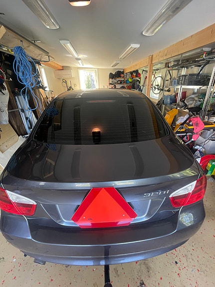 BMW 320i 5 of 10