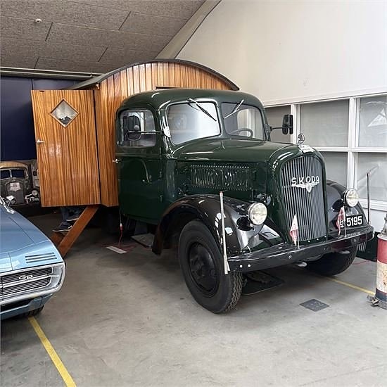 Skoda 256B 2 of 21