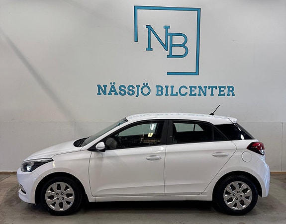 Hyundai i20 6 of 12