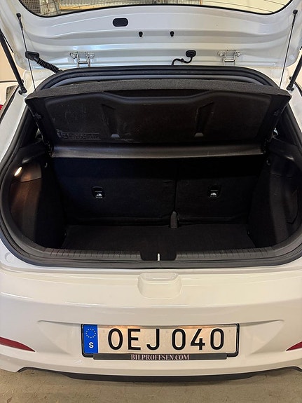 Hyundai i20 12 of 12