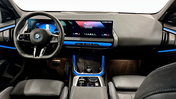 BMW X3 4 of 5