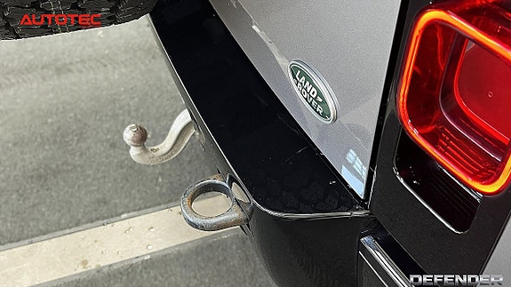Land Rover Defender 110 10 of 26