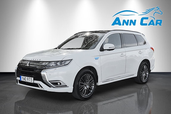 Mitsubishi Outlander 2 of 10