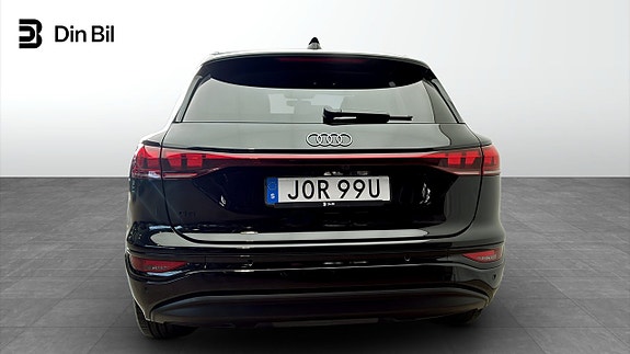 Audi Q6 e-tron 5 of 5