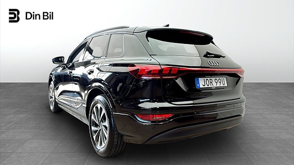 Audi Q6 e-tron 3 of 5