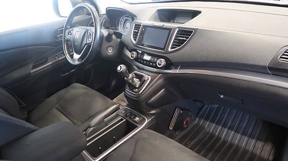 Honda CR-V 9 of 16