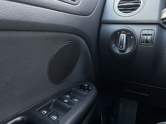Volkswagen Golf I 13 of 15