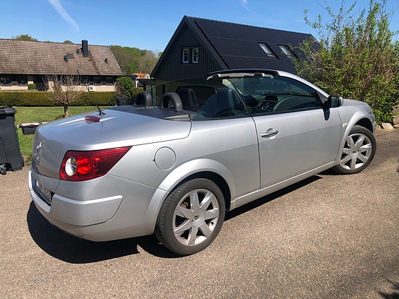 Renault Megane II 2 of 2