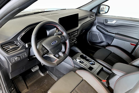 Ford Kuga 5 of 10