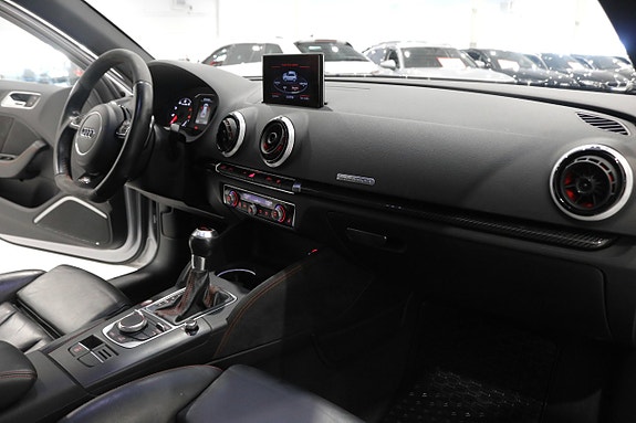 Audi RS3 13 of 30