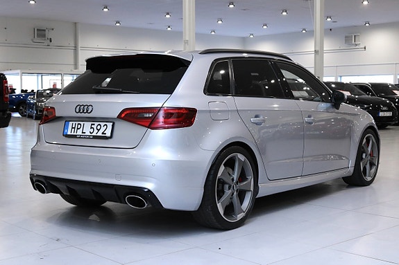 Audi RS3 4 of 5